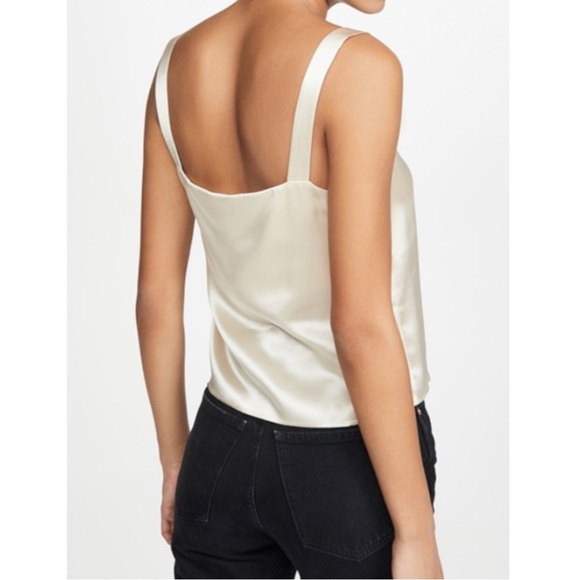 ✘ ✘ 𝗦𝗢𝗟𝗗 ✘ ✘ - Picture 4 of 10